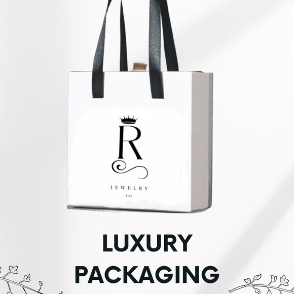 MEDUSA SET - NECKLACE AND EARRING - STAINLESS STEEL - WATERPROOF - Picture 4 of 4